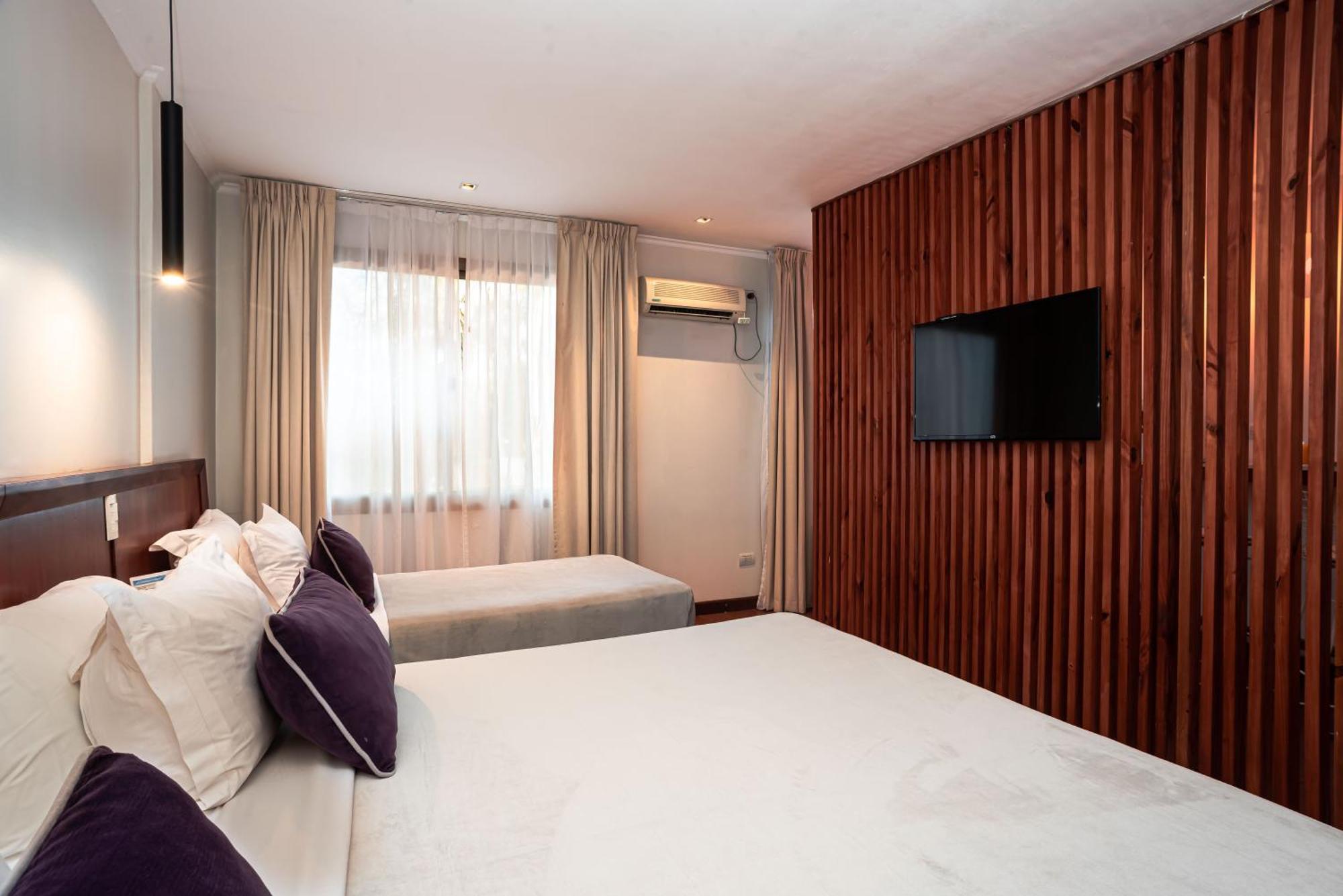 Hotel Saint George Puerto Iguazú Extérieur photo