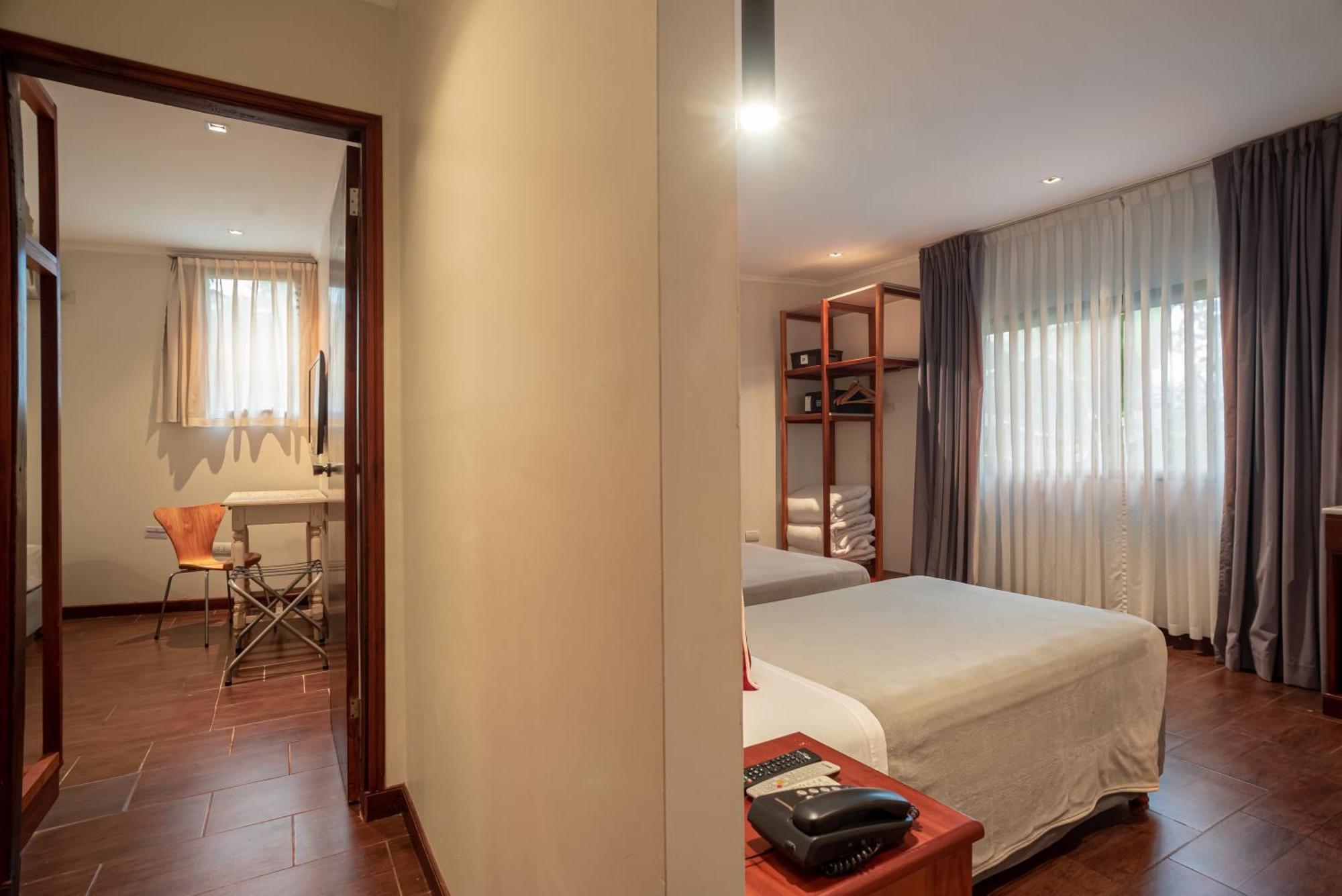 Hotel Saint George Puerto Iguazú Extérieur photo